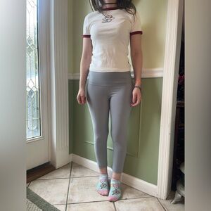 90 Degree by Reflex light gray activewear capri leggings